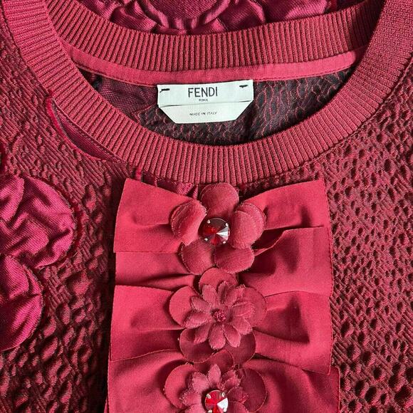 FENDI Red Crew Neck Button-Up Top, Small/US4/IT40 SRP: $830 - Picture 5 of 10